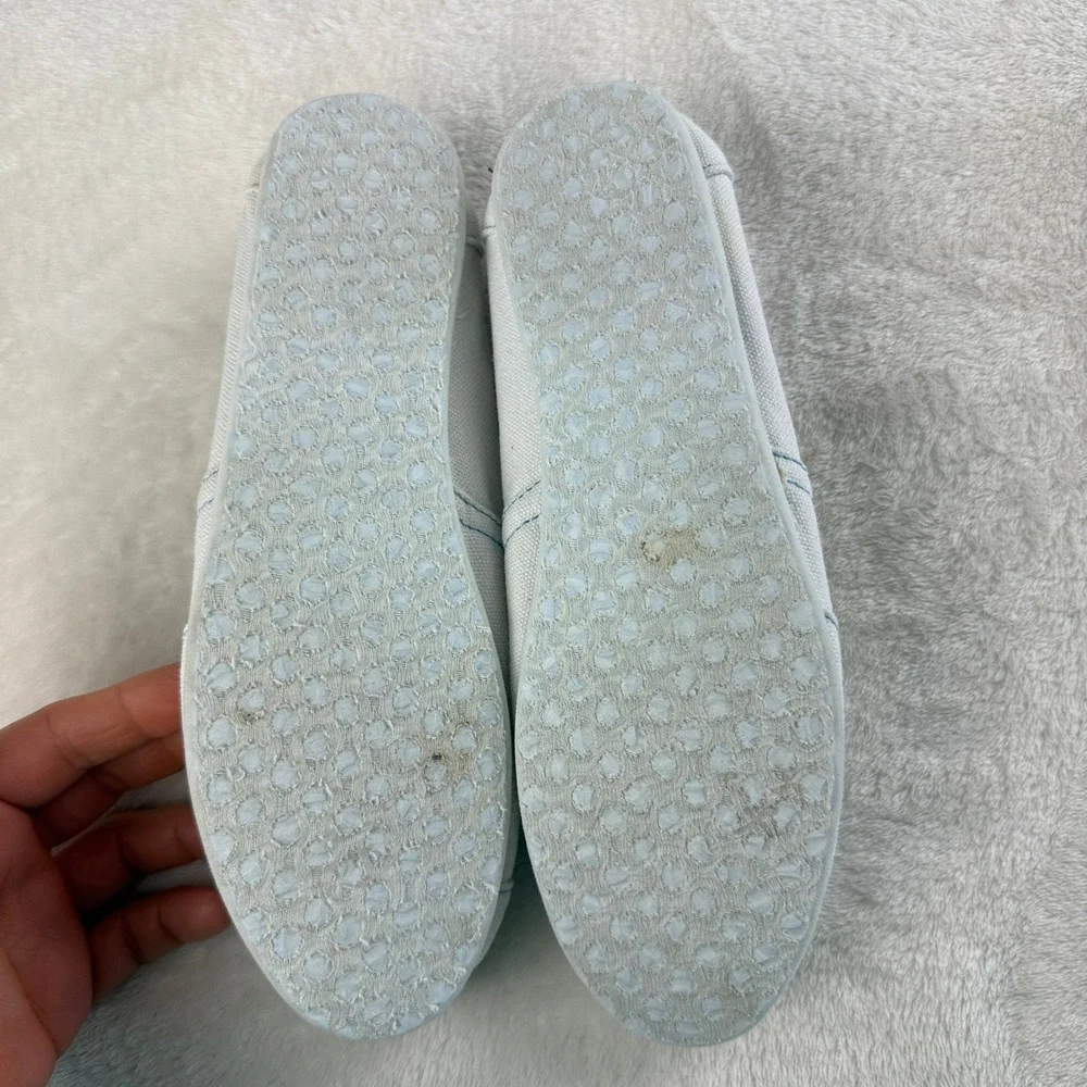 Toms Classic Alpargata Canvas Slip On Flat Shoe Women 8.5 White Comfy Minimalist